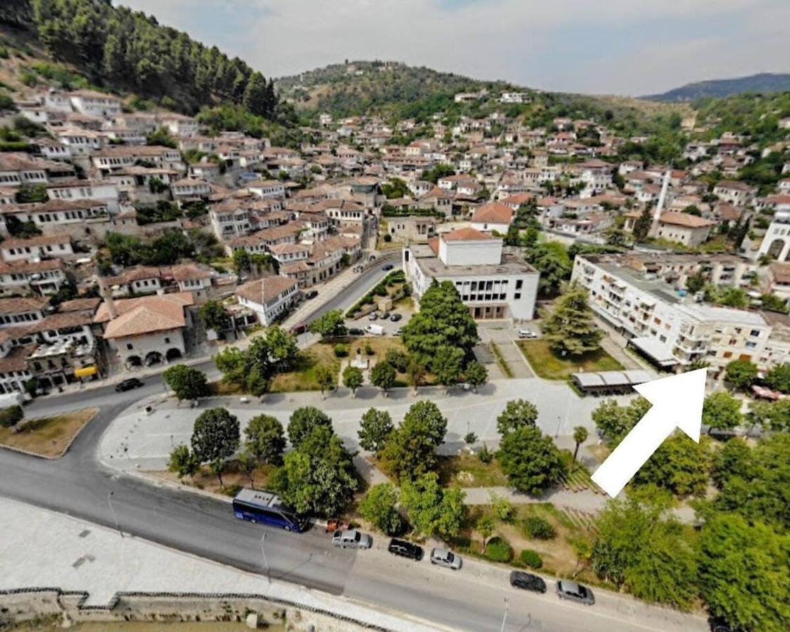 Promenade Apartment In City Centre Μπεράτ Εξωτερικό φωτογραφία